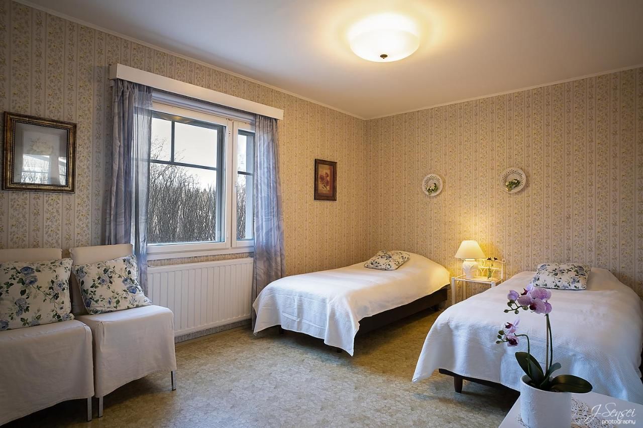 Отели типа «постель и завтрак» Westbay Inn Вааса-20